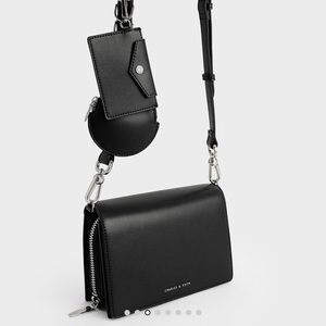 Multi pocket crossbody bag (black bag with olive green strap)